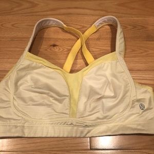EUC Lululemon Ta Ta Tamer - Yellow